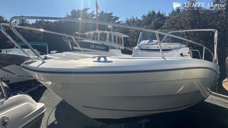 Jeanneau Cap Camarat 7.5 CC - S2