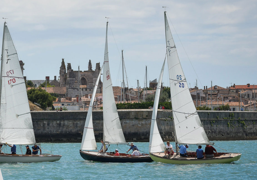 Motte Marine Île de Ré grée les voiles ⛵ 3