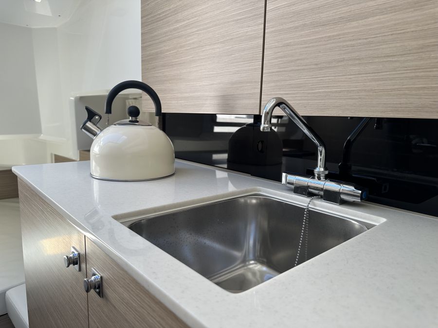 Découvrez la nouvelle version du Cap Camarat 9.0 WA  8