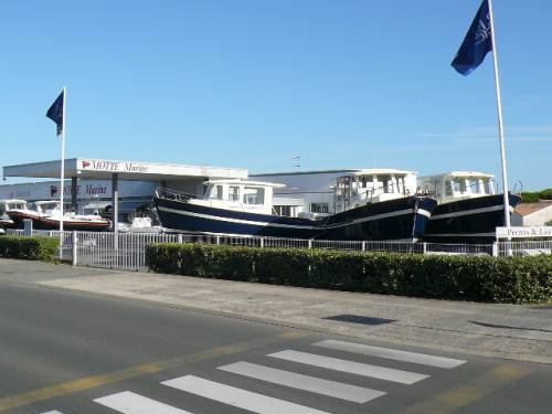 Nouvelle vitrine Motte Marine Ile de R? 2