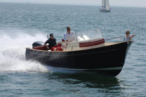 Nouveaut? Rh?a Marine 27 Open 1