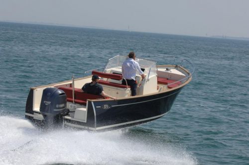 Nouveaut? Rh?a Marine 27 Open 3